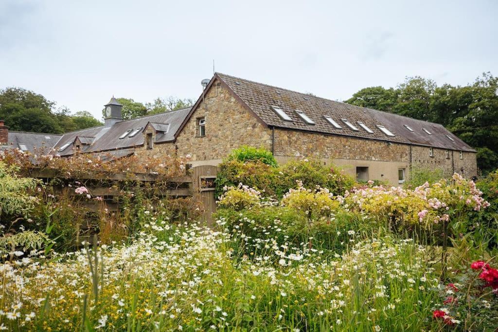Barn Cottage - Family-Friendly Cottage With Heated Indoor Pool Haverfordwest Exterior foto