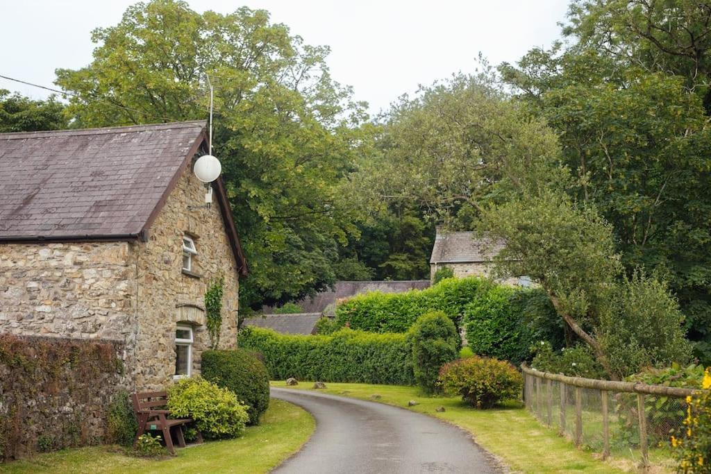 Barn Cottage - Family-Friendly Cottage With Heated Indoor Pool Haverfordwest Exterior foto